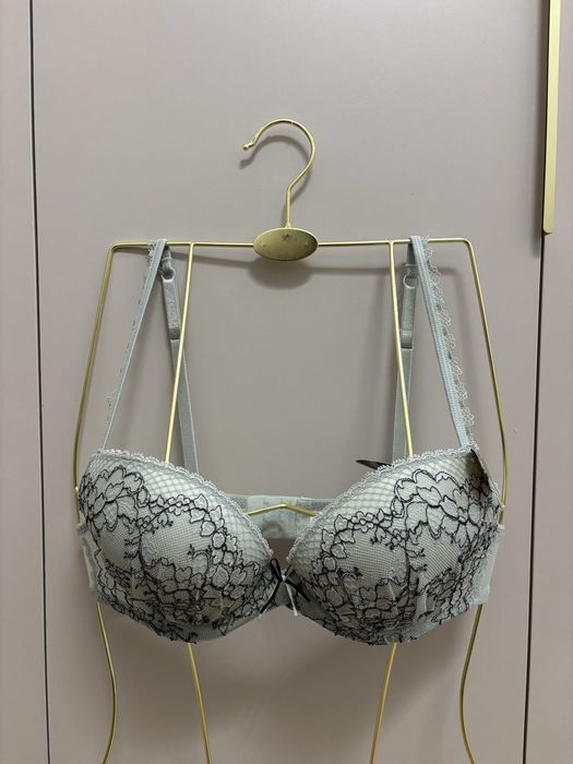 Продам белье и бюстгальтеры