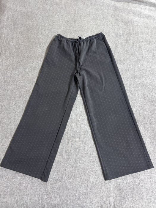 Прав широк панталон