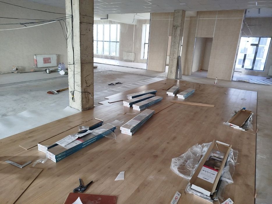 Laminat, linoleum, ustanovka