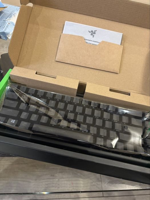 Razer blackwidow v3 mini hyperspeed