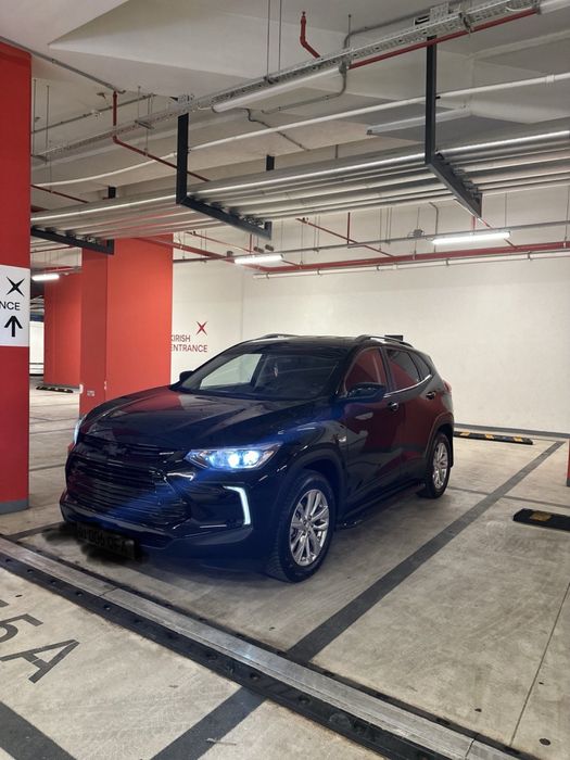 Проадется Tracker 2