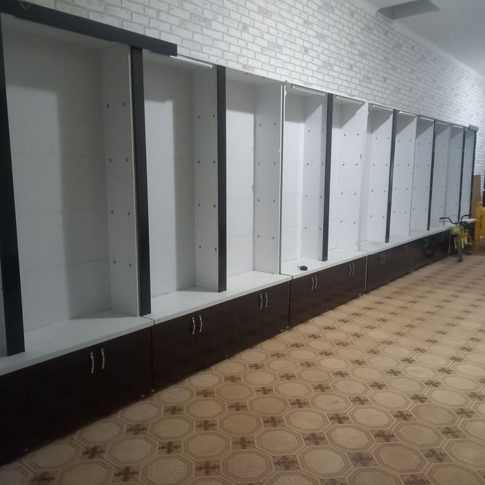 Магазин учун тайёр мебел