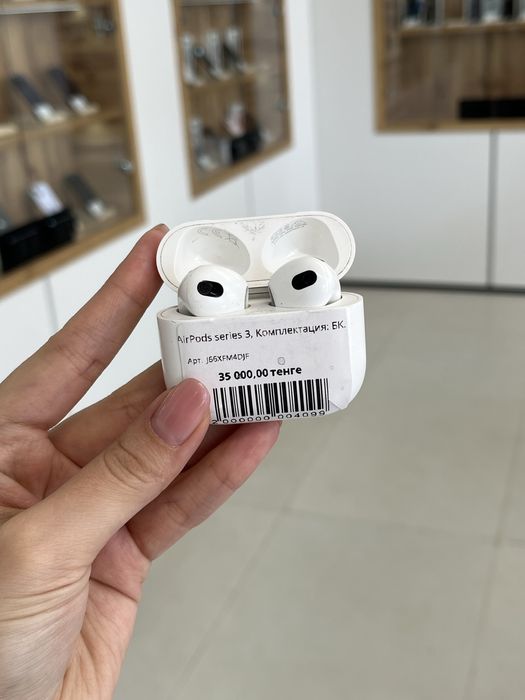 AirPods series 3