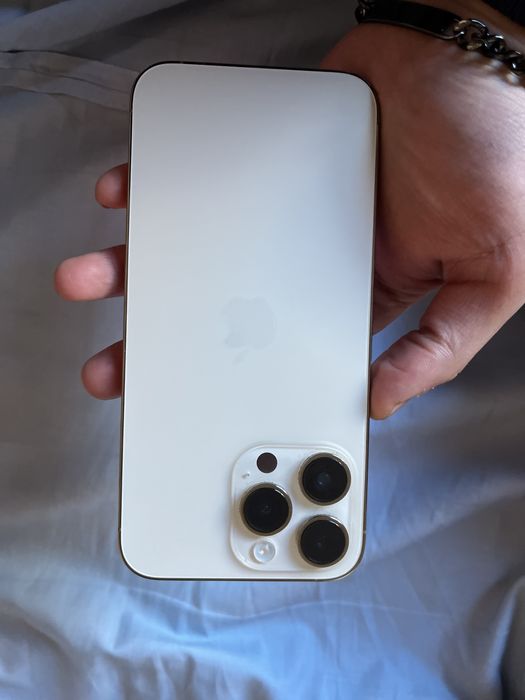 14 pro max gold colour