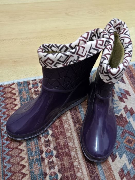 Cizme antiderapante pentru ploaie