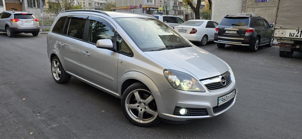 Opel Zafira B - 7 мест