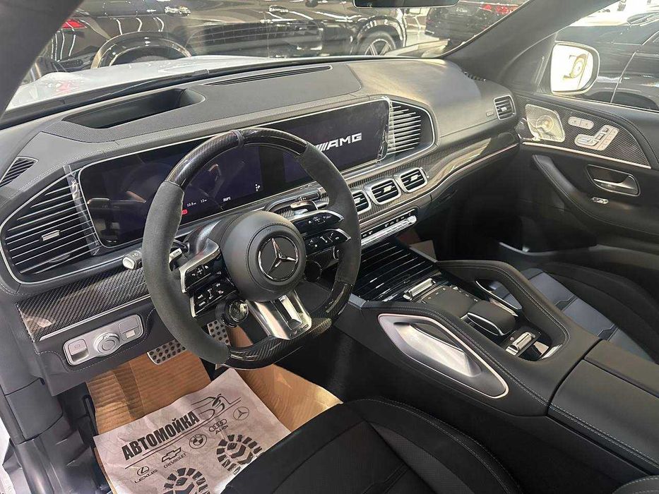 Mercedes-Benz GLE 53 4MATIC+ 2025!
