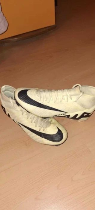 Бутонки Nike Mercurial