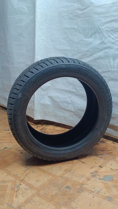 235/45R18  HAIDA