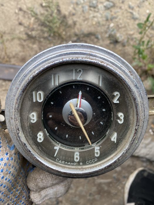 часы от волги газ 21