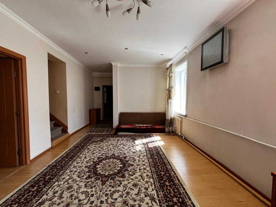 Продаю 3-комнтаный дом  в городе!