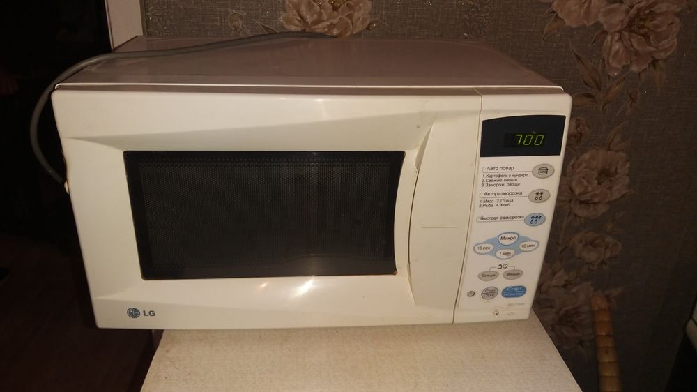 Продам микроволновку LG,б/у
