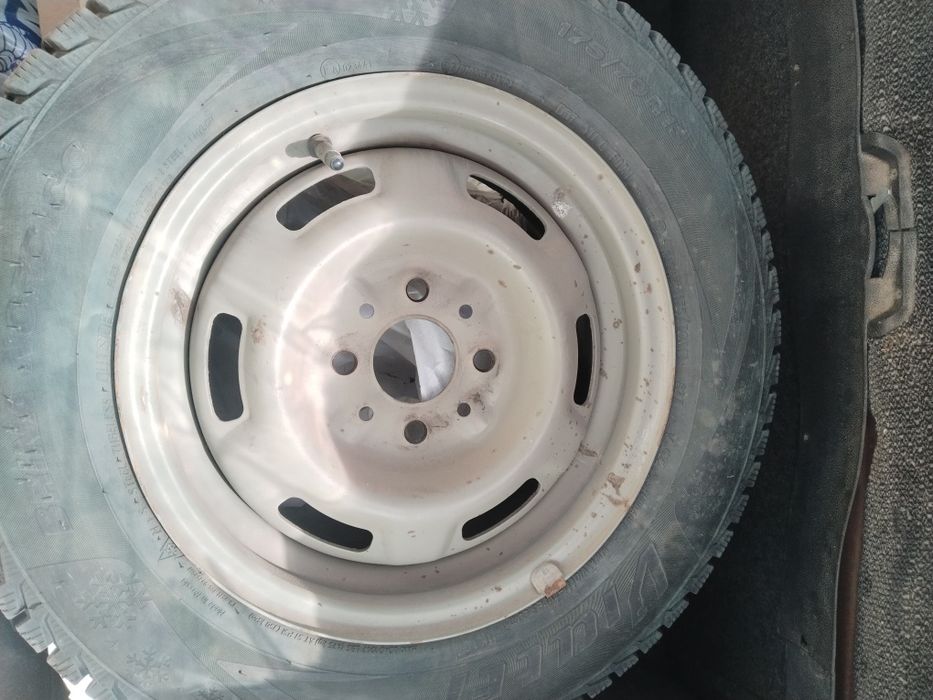 Шины 13 жаксы жагдайда