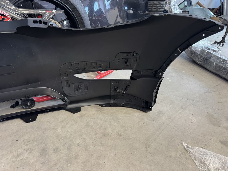 Броня Tesla mY без парктроници