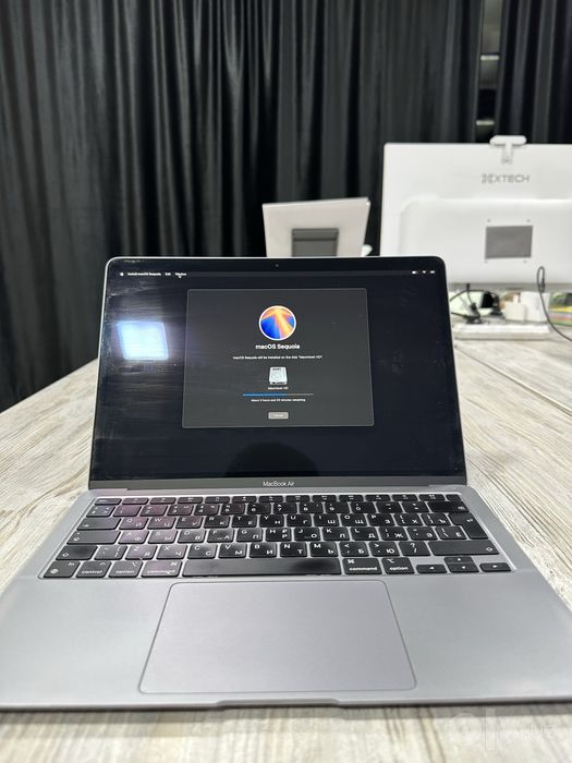 Macbook air m1 8/256 gb