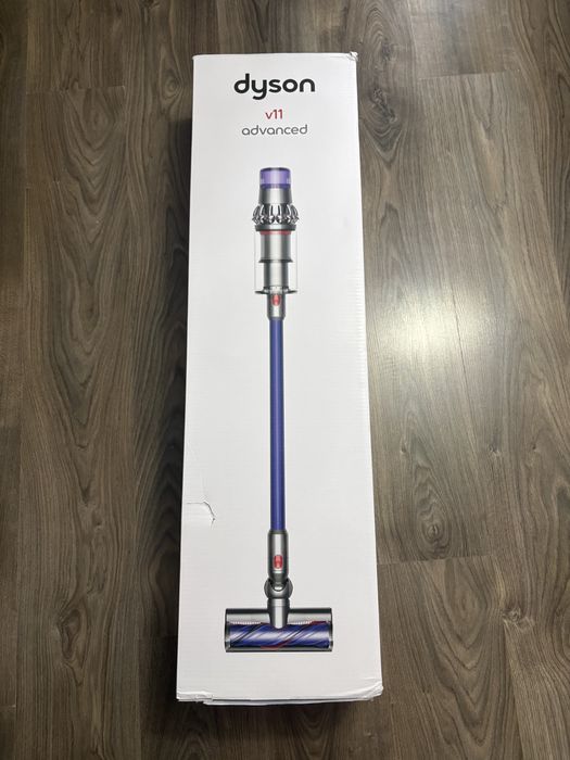 Dyson v11 Advanced nou, sigilat