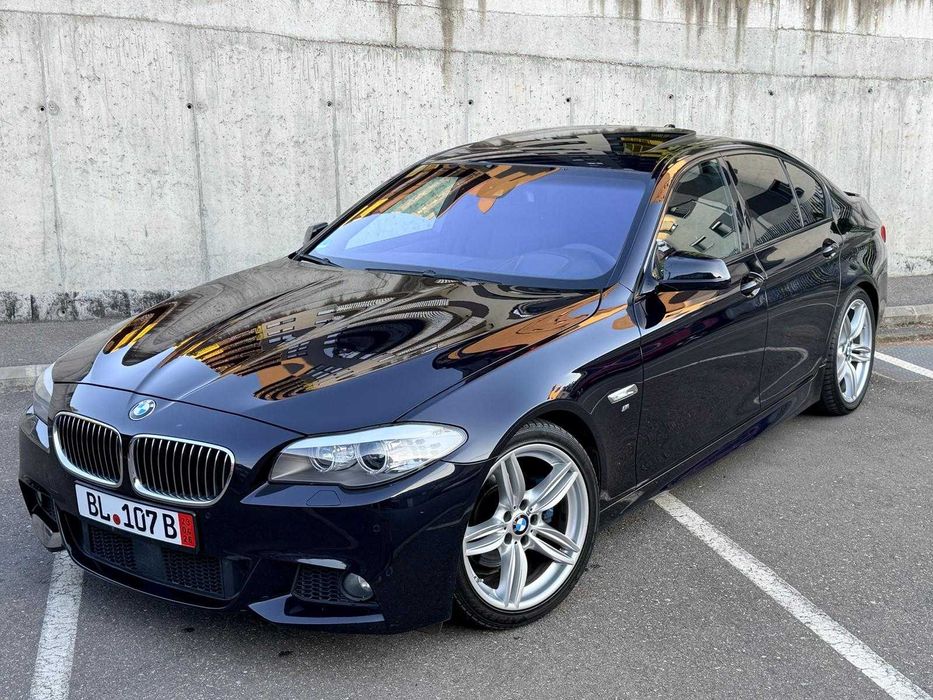 BMW 520d F10*M-Paket*Trapa*Distronic*Head-Up*Camera*2 Butoane*