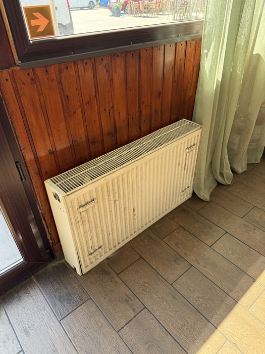 Calorifer stare buna de functionare pret 100 lei urgent predare in s.4