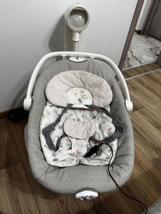 Електрическа люлка joie