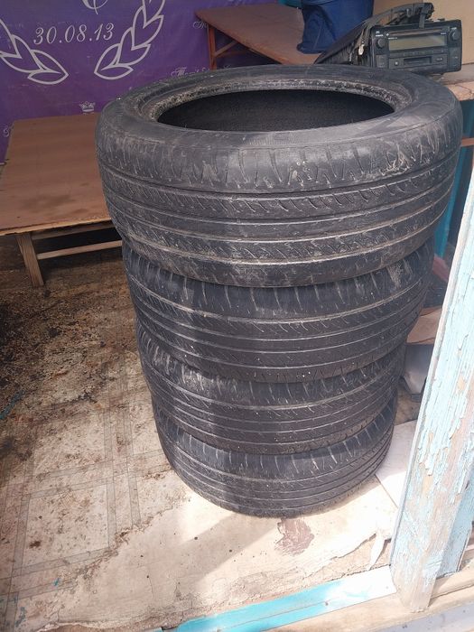 Продам шины б/у -R16 205/55