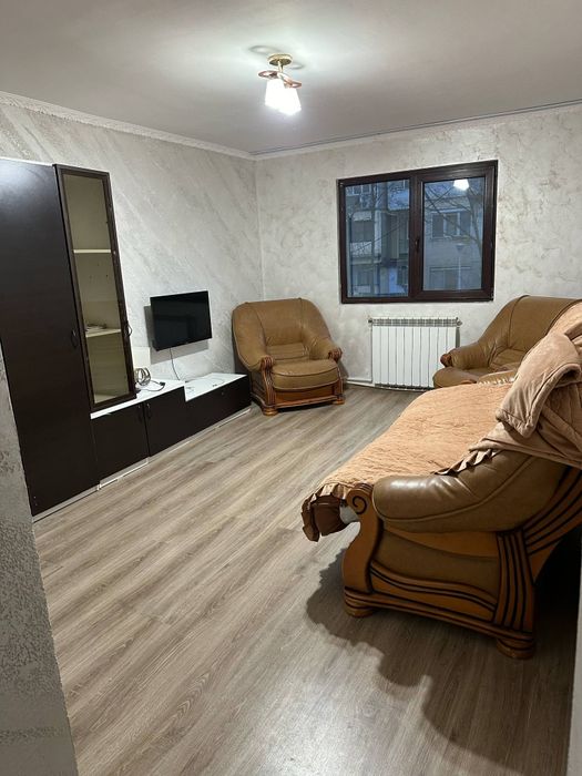 Închiriez apartament zona shoping City mall