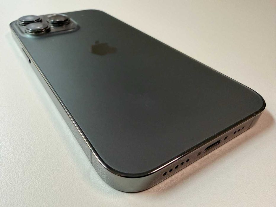  Apple / iPhone 13 Pro 128 Gb / Space Black / 90% Acumulator