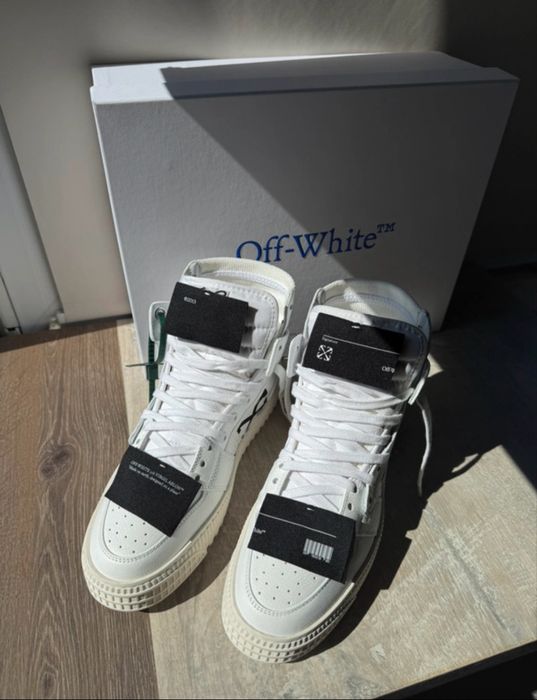 Off White Court 3.0