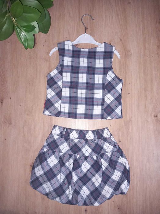 Детско костюмче за момиченце на  Coccodrillo 98см.