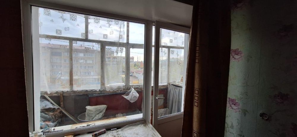 Продам  1к новой планировки 19мкр 4/5