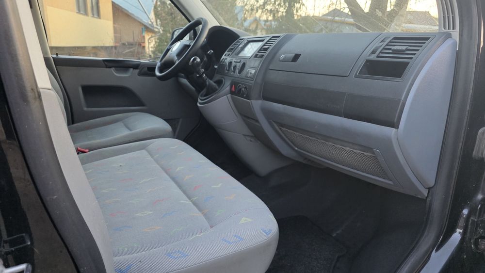 Volkswagen Transporter T5 2.5 TDI An 2008 * 6 Locuri Dublu Cabina * Autoutilitara * Extralung * Cutie Manuala