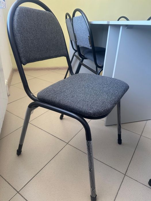 Продаю парта  со стулями