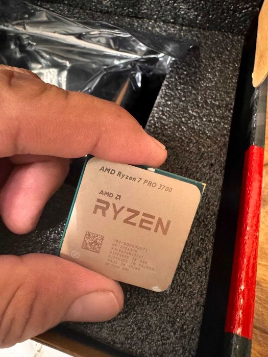 Процессор AMD Ryzen 7 PRO 3700 AM4 (8 ядер / 16 потоков)