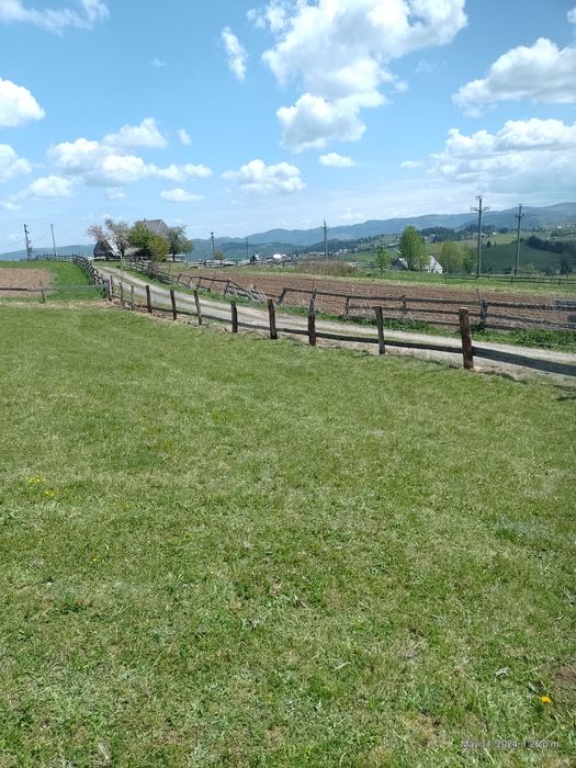 Teren de vânzare la Mărișel ,7600 mp/parcele 1000-2000mp .