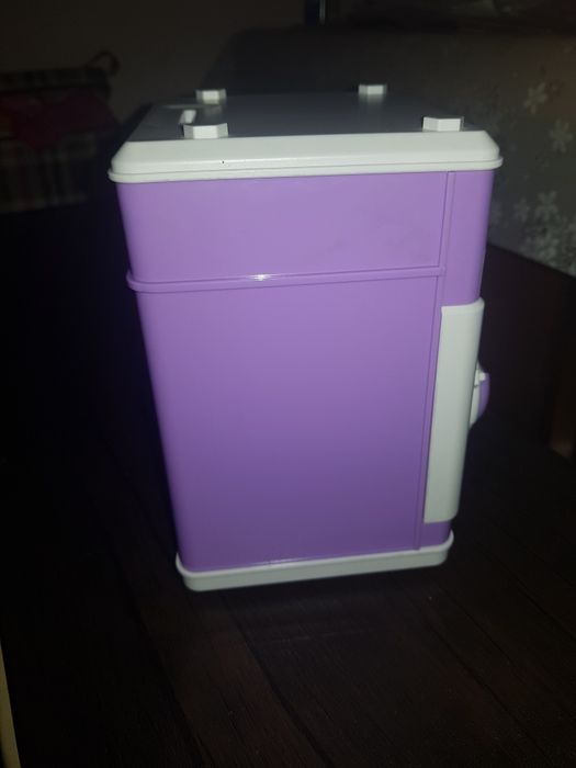 Игрушечный сейф для денег