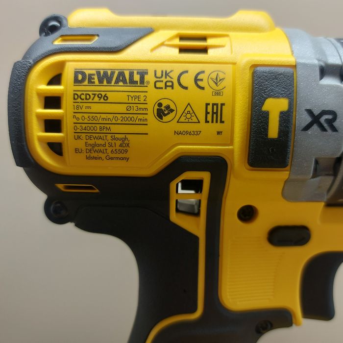 Нов безчетков комплект Dewalt DCK266P2  DCF887 и DCD796