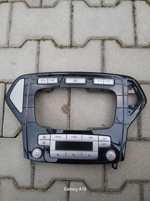 Panou clima dublu climatronic fata ford mondeo mk4 2.0 tdci 140cp