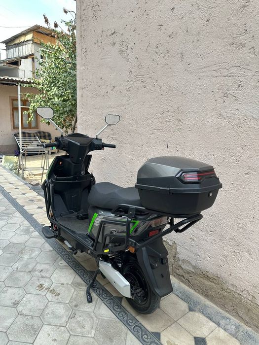 Moto Elektr 60 km bitta zaryad bilan