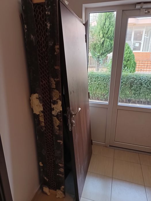 Входни врати с каса 90*200