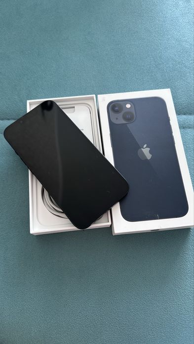 Продам Iphone 13/128