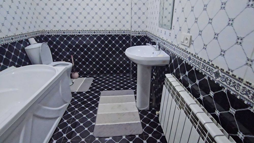 Продается квартира без посредников без маклера kvartira sotiladi: 74 ...