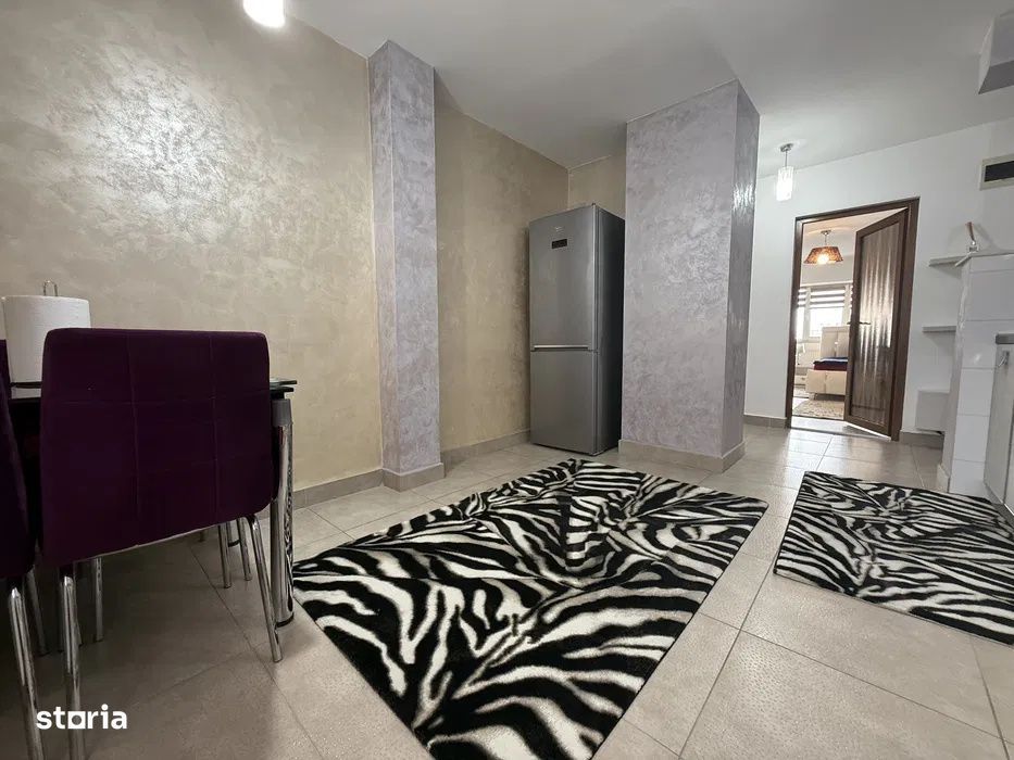 Apartament de vanzare 3 camere 65mp zona Bd . 21 Decembrie