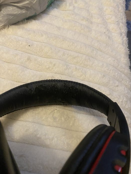 Casti gaming A+ cu microfon si fir