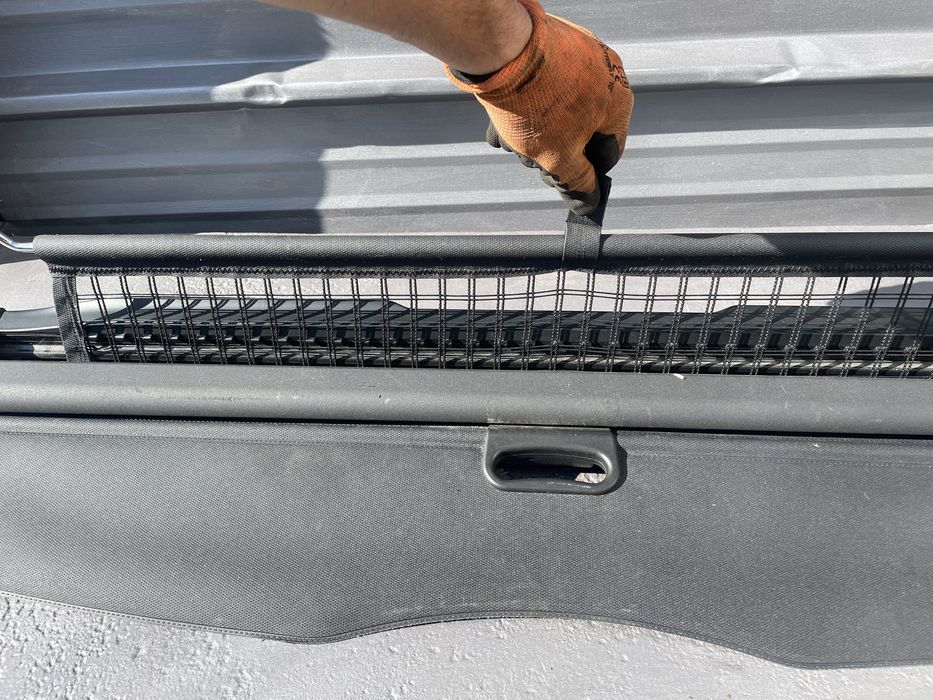 Щора багажник БМВ Е61 (shtora bmw e61)