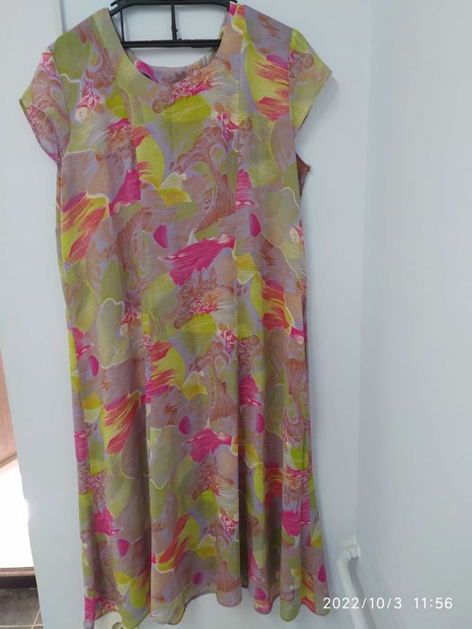 Женская одежда платья