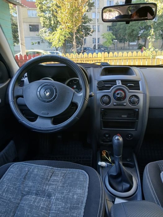 RENAULT Megane 2005 — imagine 2