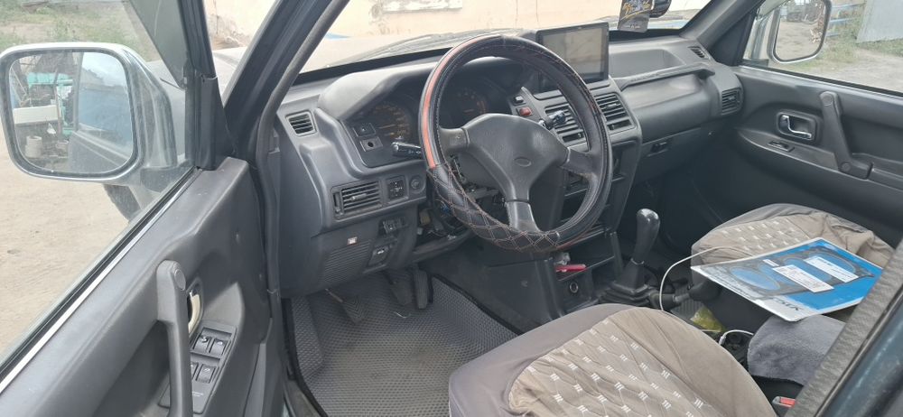 Продам Mitsubishi Pajero