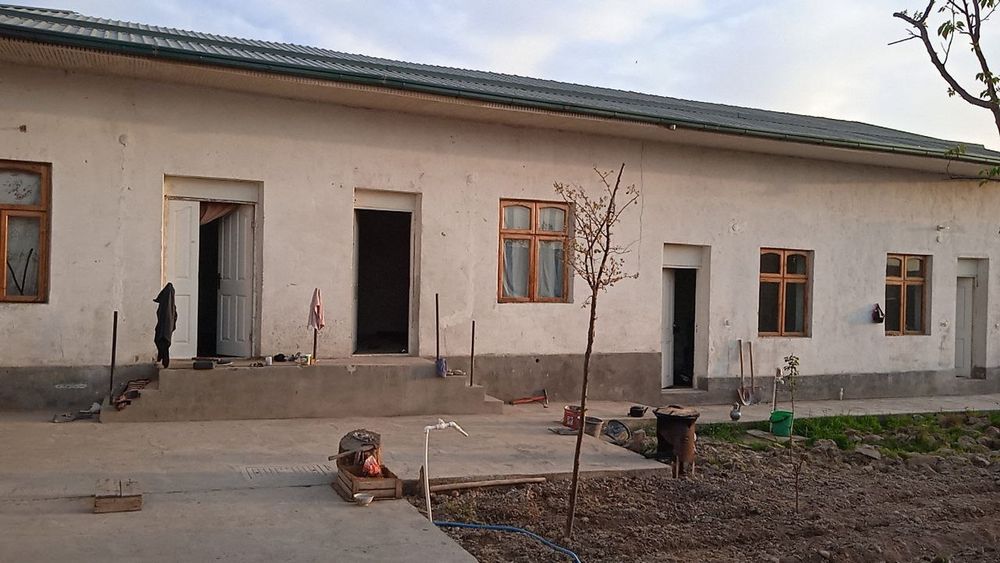 Сотилади. Назарбек. Репром.   6сотих.  4хона