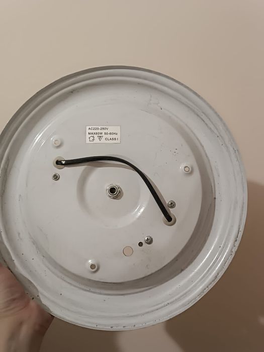 Лампа потолочная