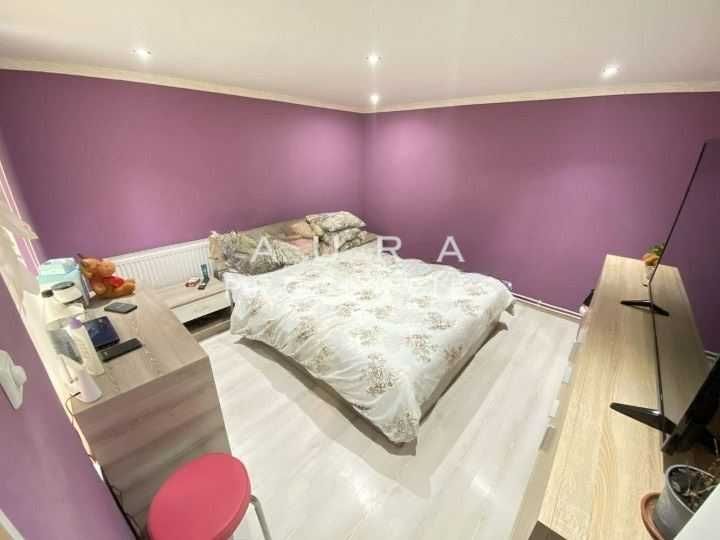 Продава се Къща в Разград, Бели Лом - 310 кв.м за 537 €/кв.м - Снимка #2