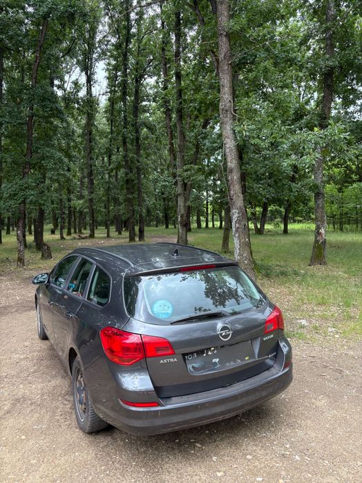 OPEL Astra 2011 — imagine 3